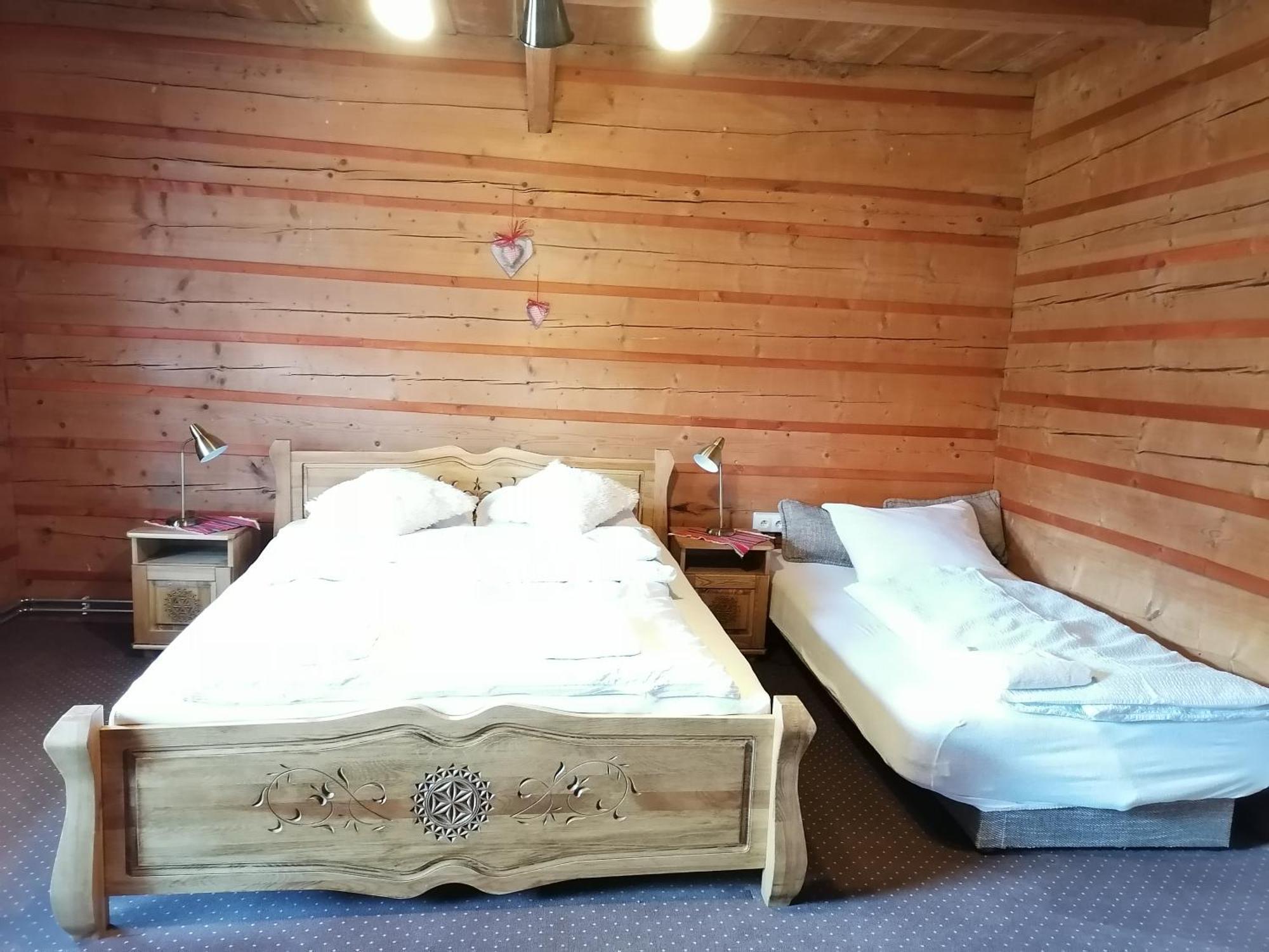 Chalupa Za Lesikom Sebesér Szoba fotó